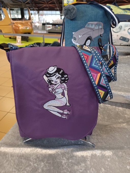 SAC  " SACOCHE " BRODE  MISS PIN UP 